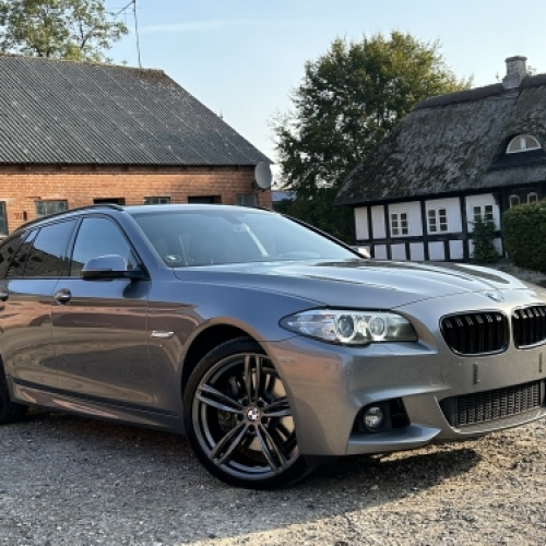 BMW touring efter bilpleje i Horsens med blank lak og velplejet udtryk